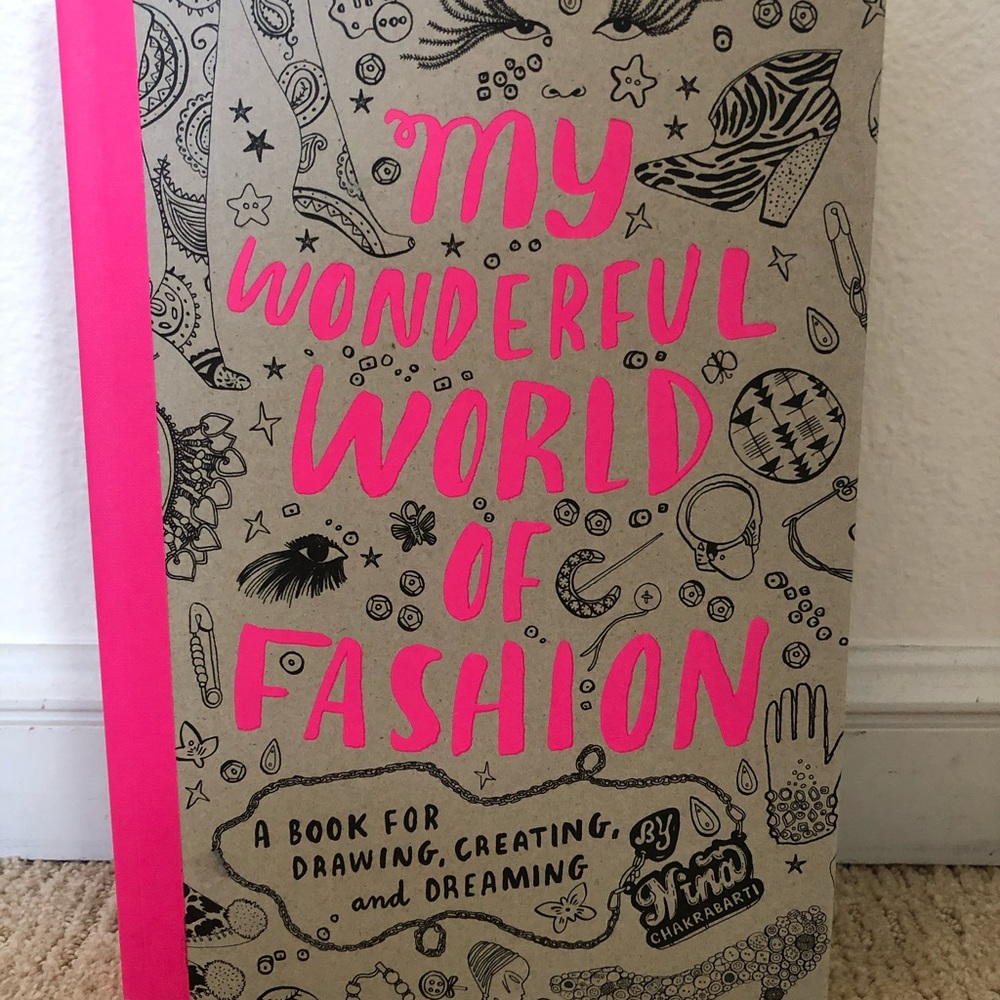 My Wonderful World of Fashion: A Book for Drawing